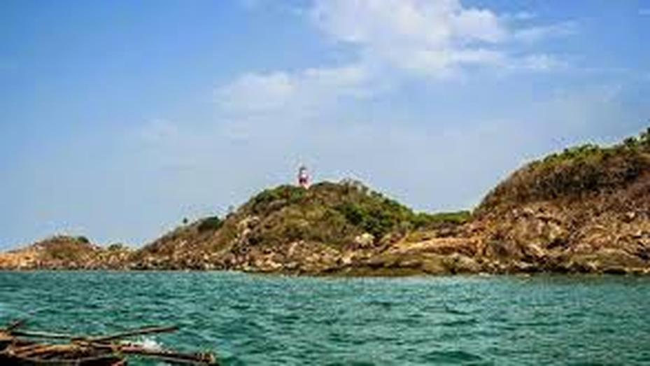 Oyster Rocks Light House, photo 3 of 17