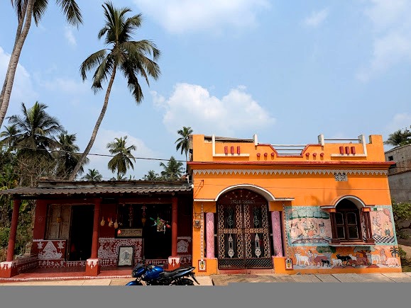 Silpi Guru Dinabandhu Mohapatra Raghurajpur Heritage Village, photo 3 of 7