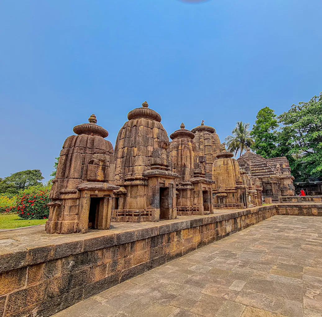 Mukteshwar temple, photo 4 of 8