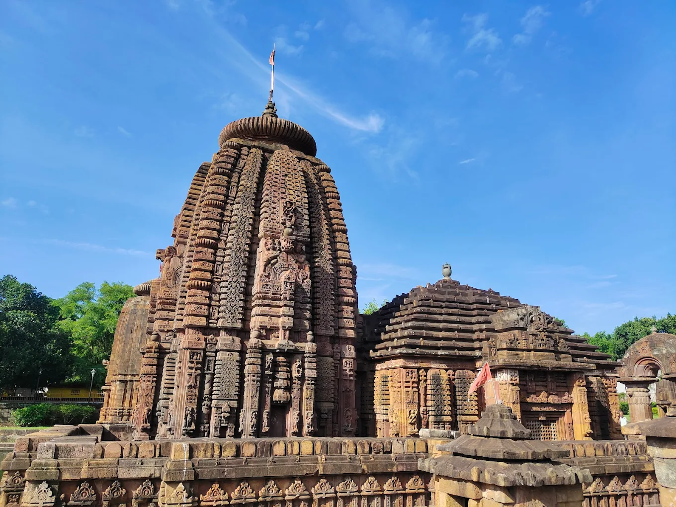 Mukteshwar temple, photo 1 of 8