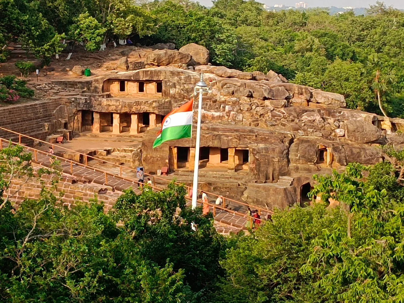 Udayagiri and Khandagiri Caves, photo 2 of 6