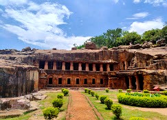 Udayagiri and Khandagiri Caves, photo 1 of 6