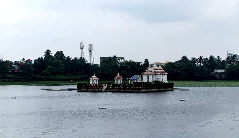 Bindu Sagar, photo 1 of 5