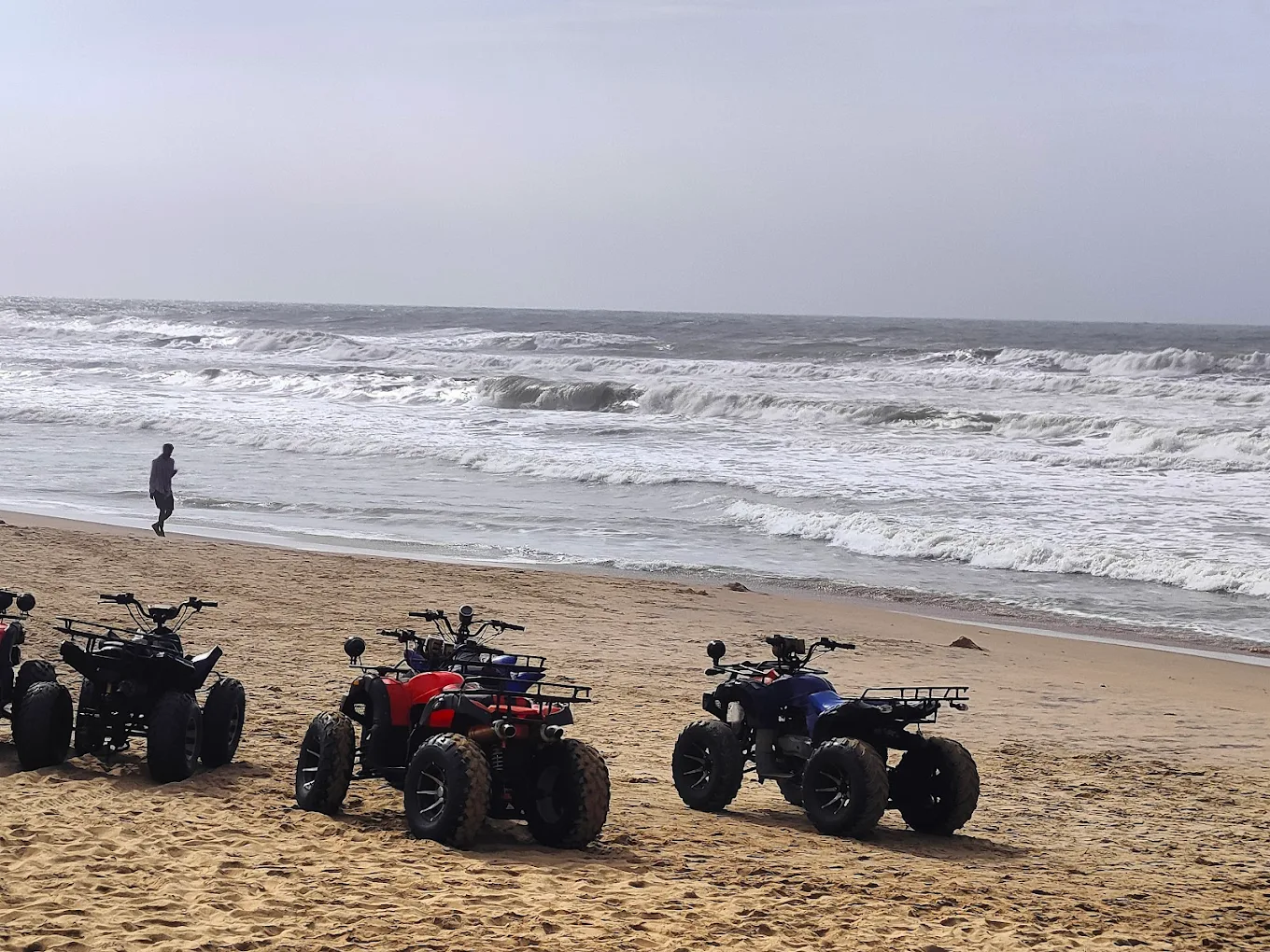 Konark Beach, photo 2 of 7