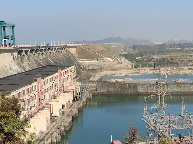 Hirakud Dam, photo 4 of 5