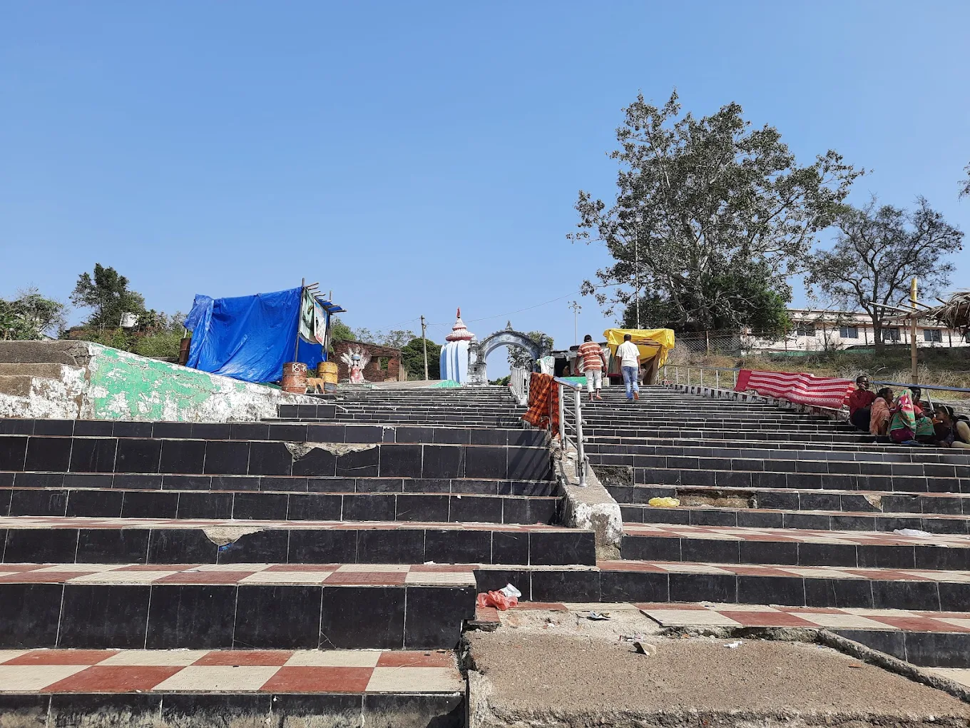 The Leaning Temple of Huma, photo 4 of 8