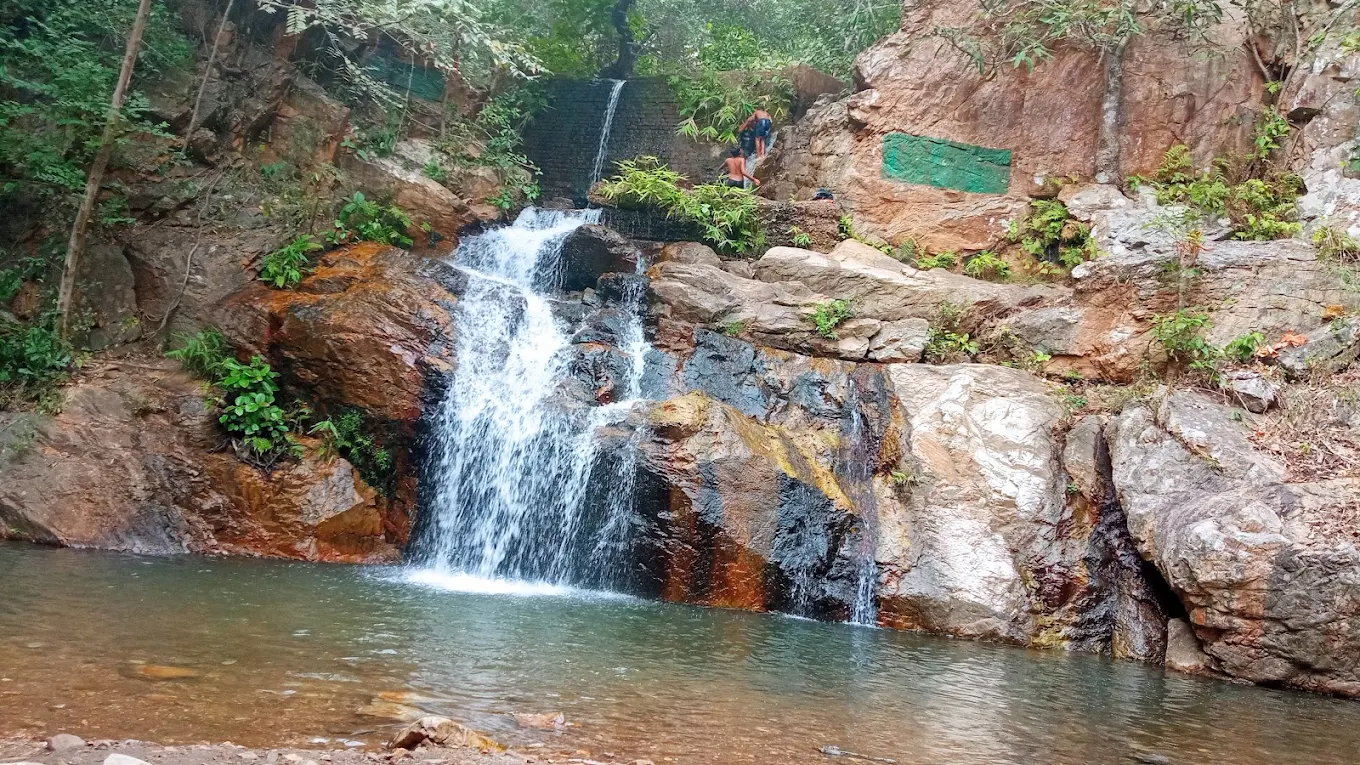Pradhanpat Waterfall, photo 3 of 5