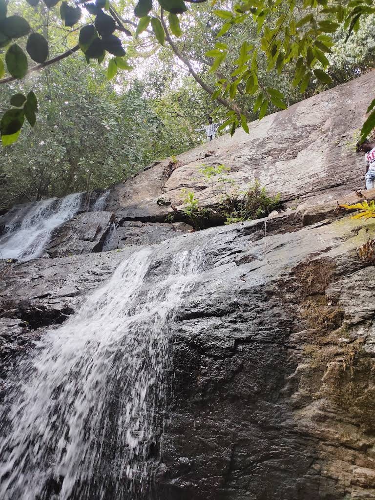 Hatipathar, photo 1 of 7
