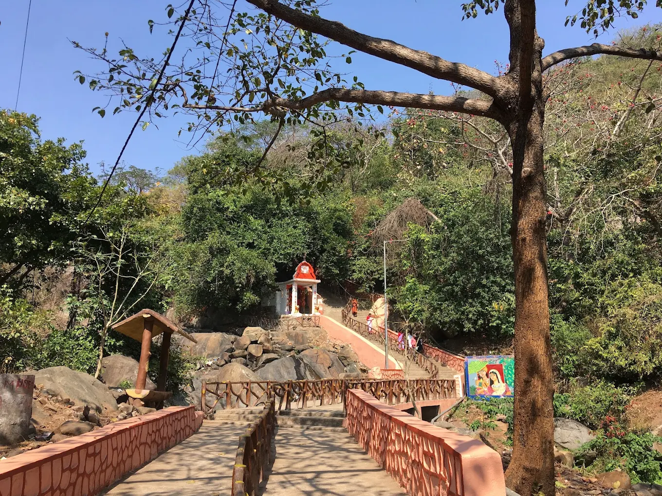 SHREE PANCHALINGESWAR TEMPLE, photo 3 of 8