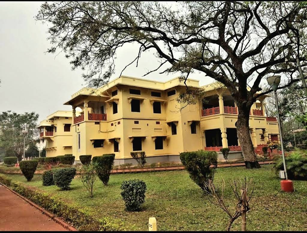 Ashram Ground, photo 2 of 6