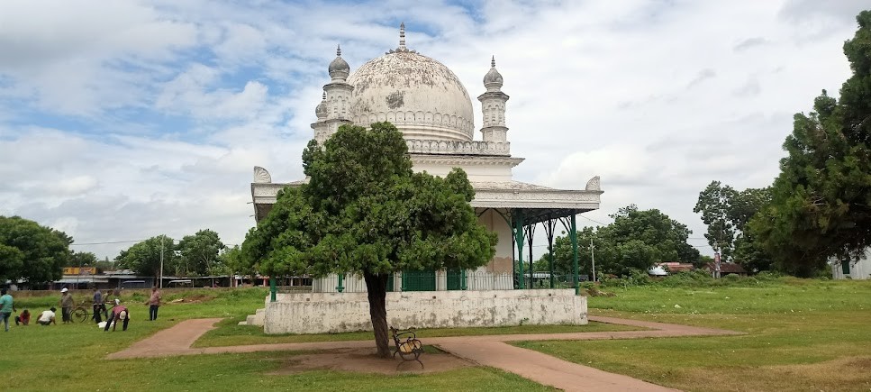 Murshidabad District Museum, photo 3 of 6