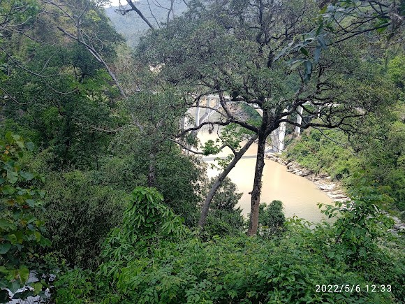 Coronation Bridge, photo 2 of 5