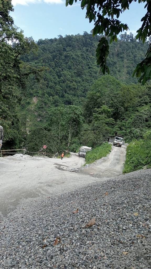 Tista Bazar, photo 3 of 6