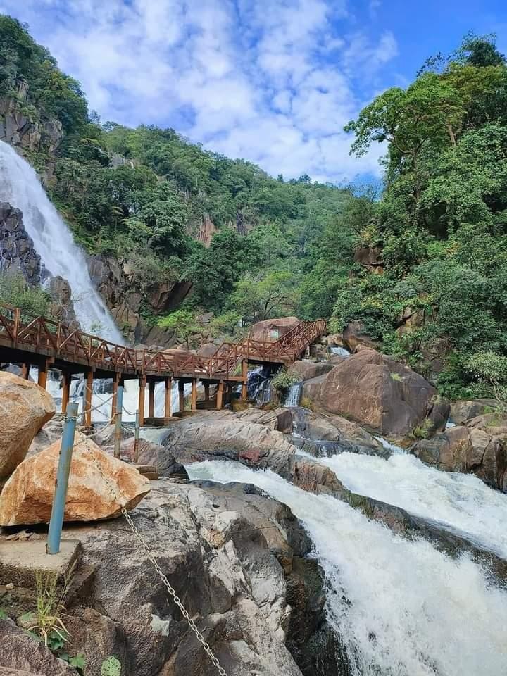 Netarhat DAM Water Supply, photo 2 of 14