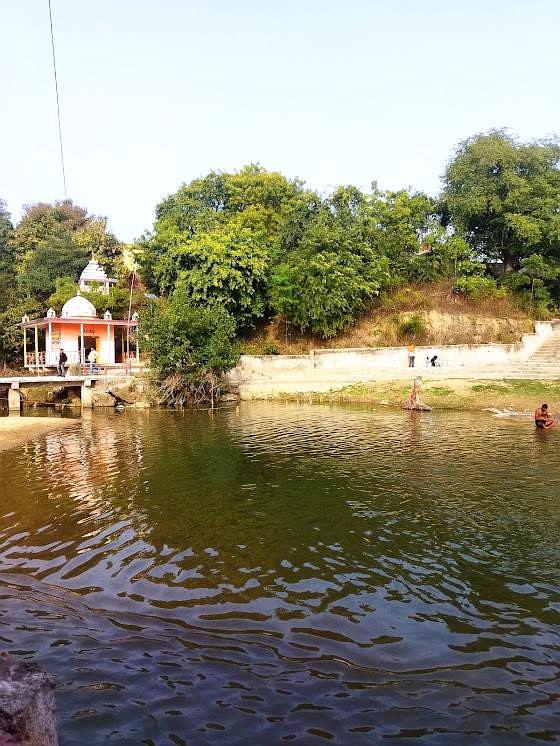 Satbahini mandir, photo 3 of 6