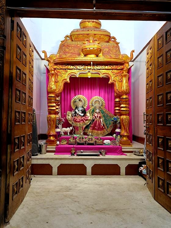 Radha Krishna Mandir, photo 1 of 8
