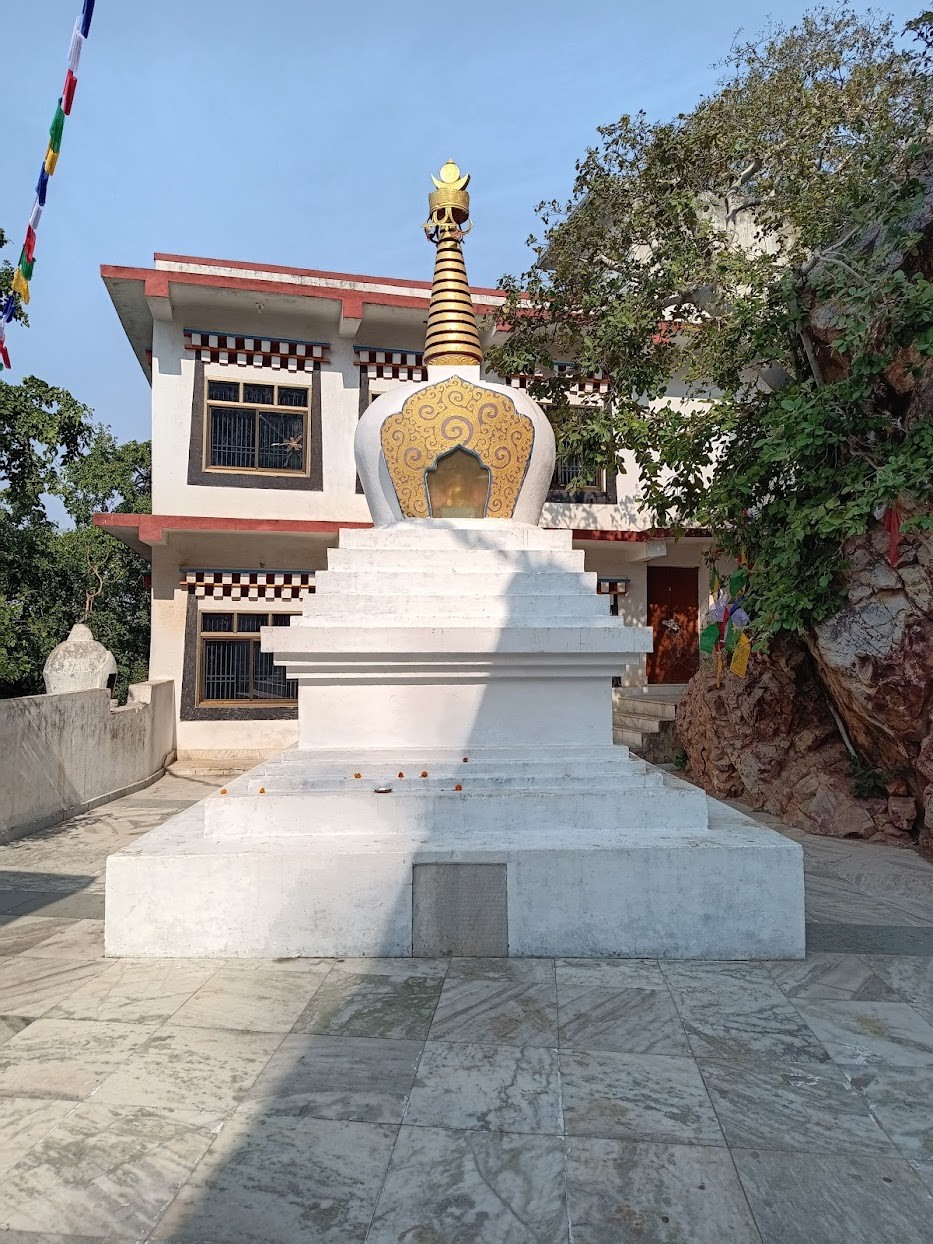 Pragbodhi Cave, photo 3 of 9