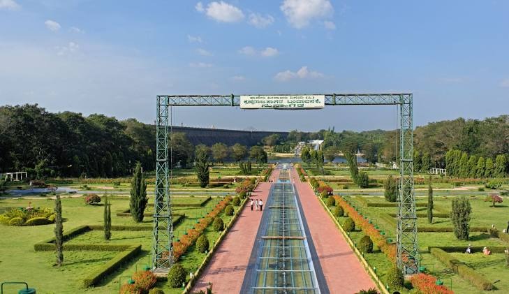 Brindavana Gardens, photo 2 of 17