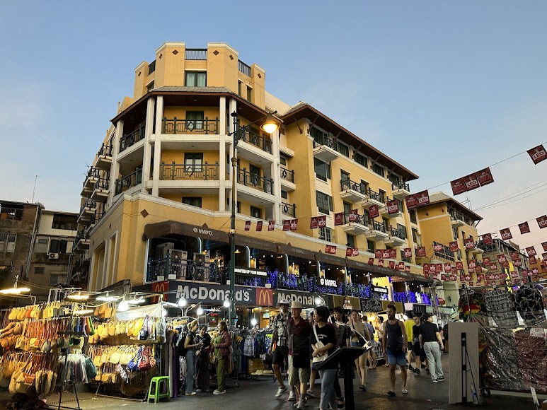 Khaosan Road, photo 2 of 10