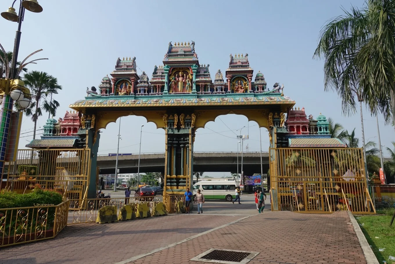 Batu Caves, photo 2 of 12