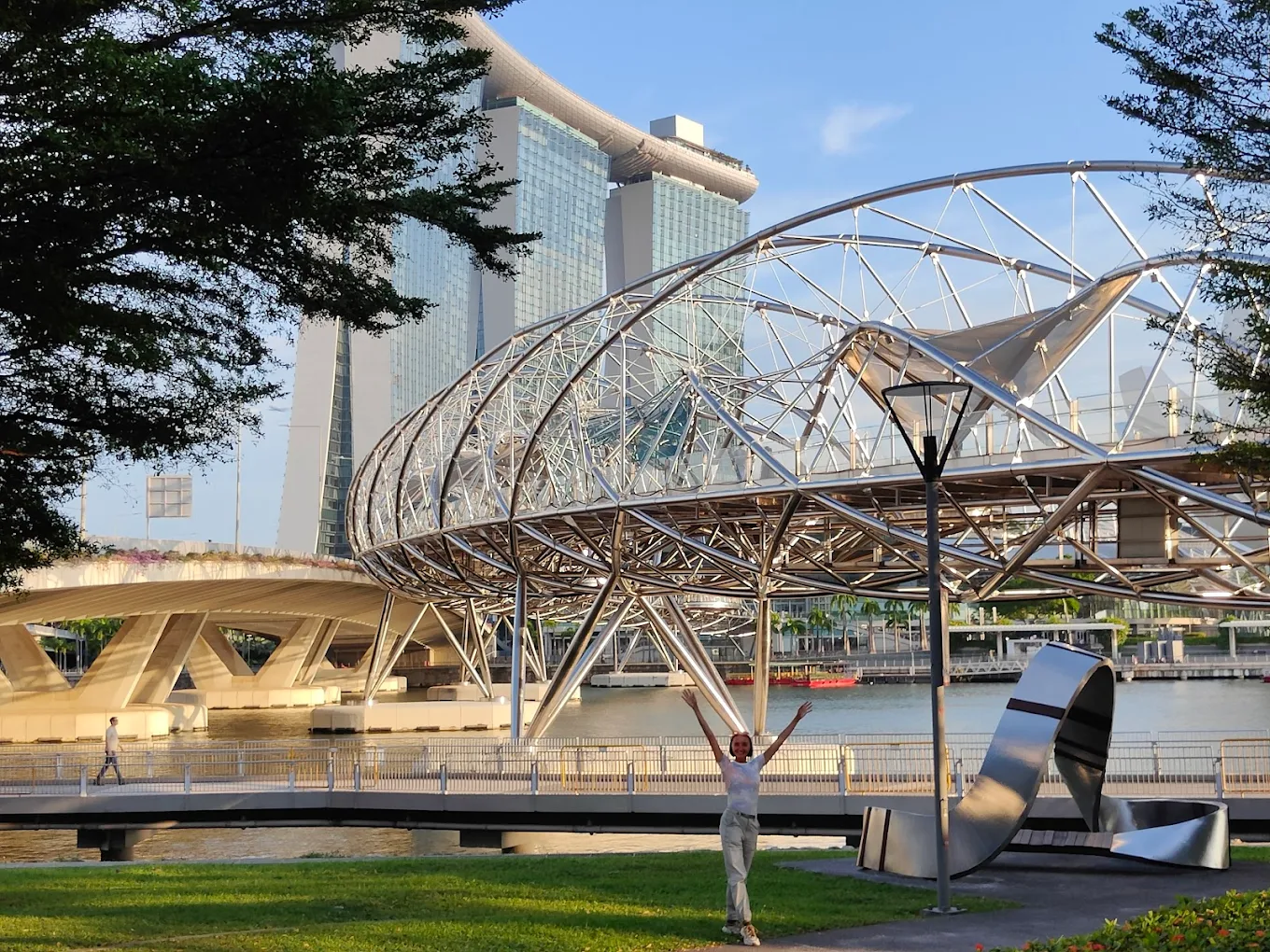 The Helix Bridge, photo 3 of 12