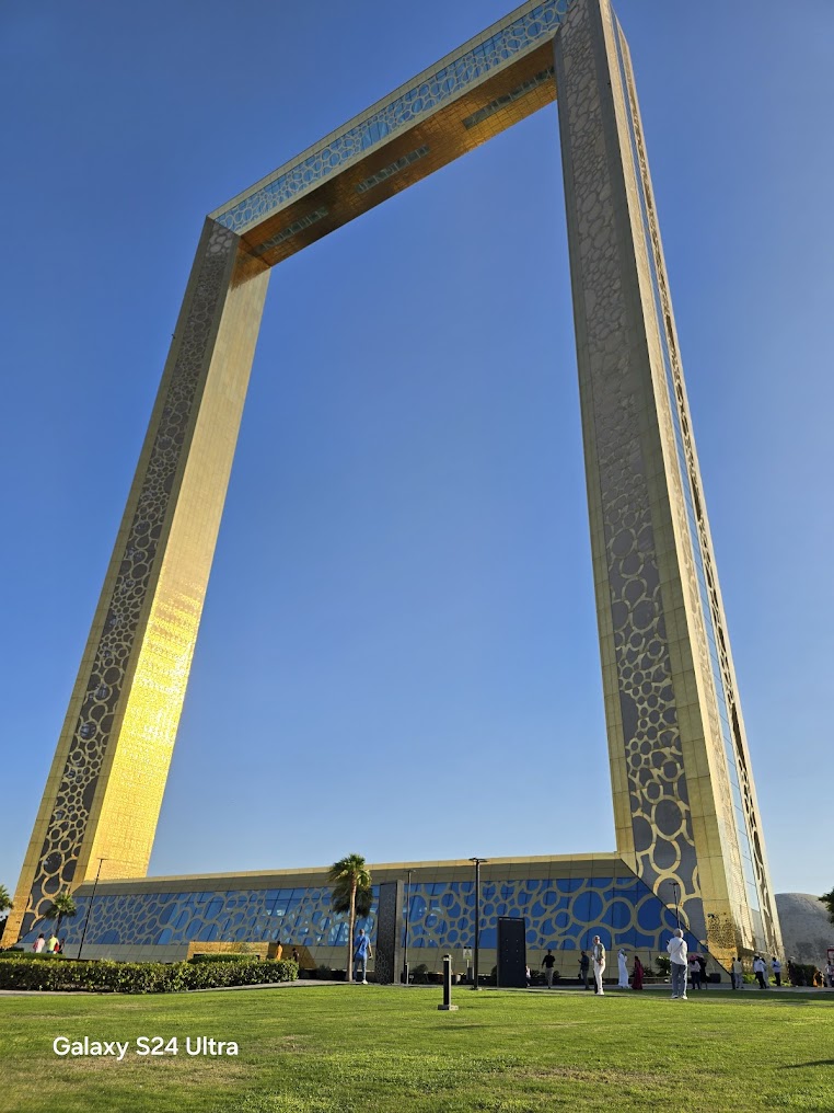 Dubai Frame, photo 1 of 12