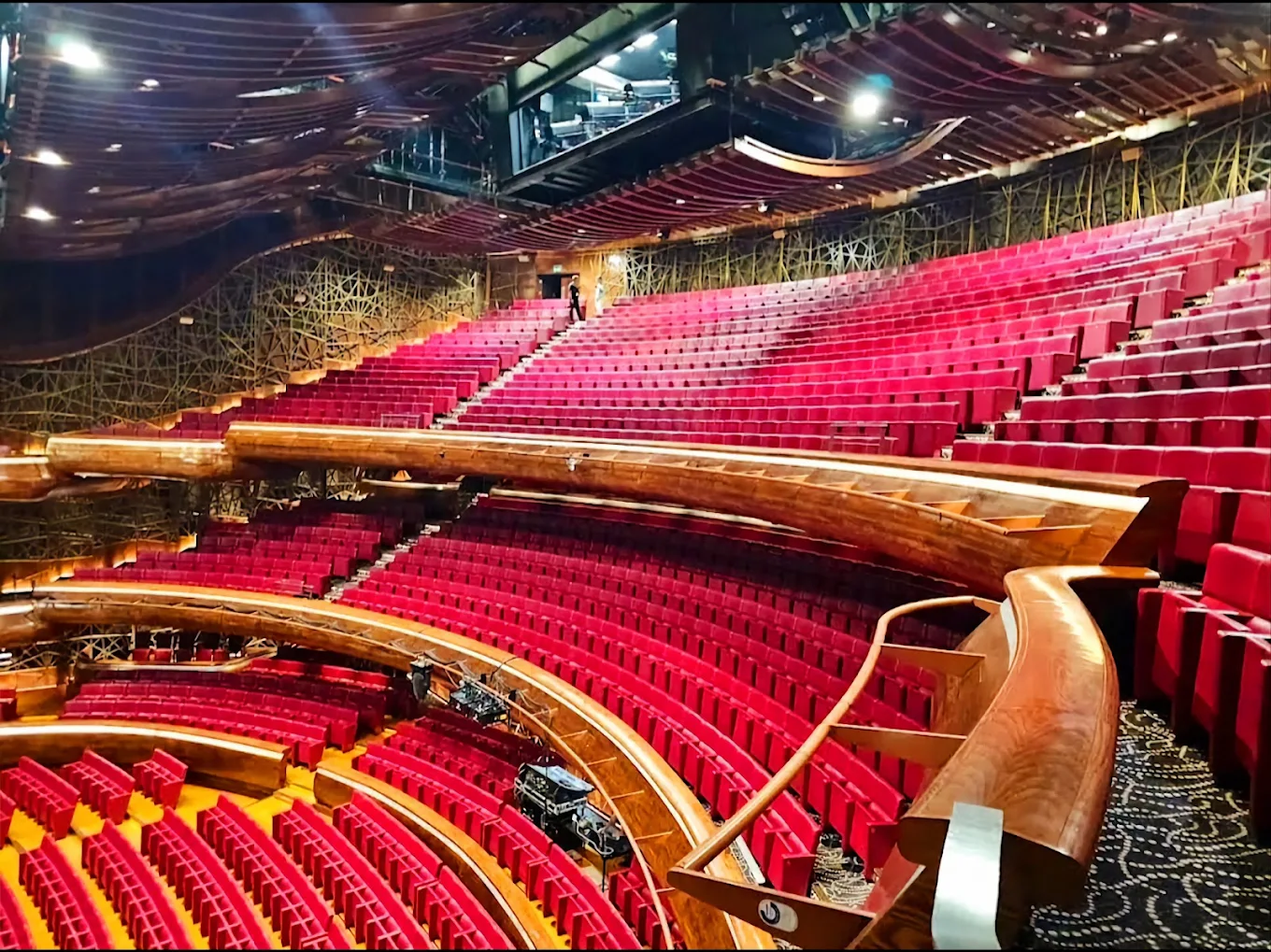 Dubai Opera, photo 1 of 10