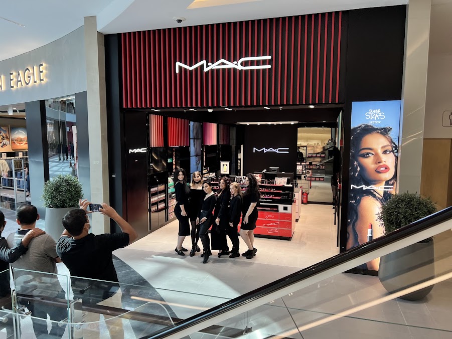 Dubai Hills Mall, photo 2 of 12