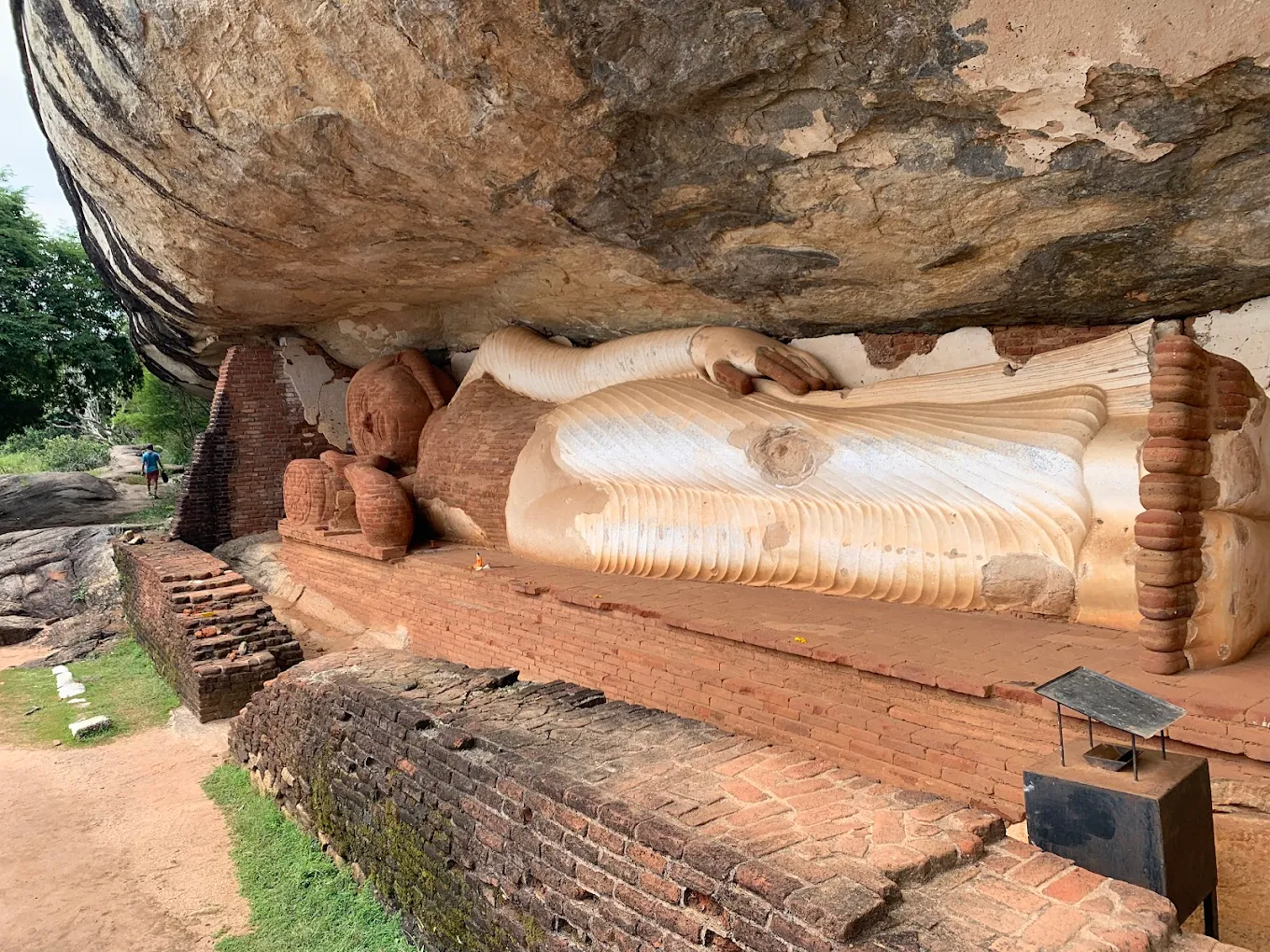 Pidurangala Rock, photo 2 of 6
