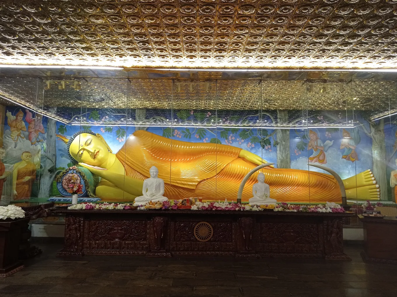 Ruwanweli Maha Seya, photo 3 of 10