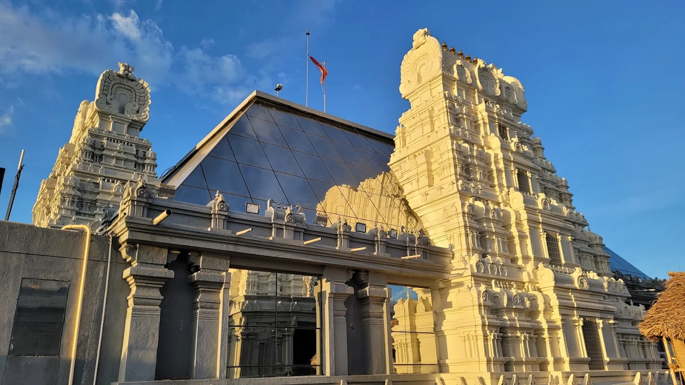 ISKCON Vaikuntha Hill, photo 1 of 8