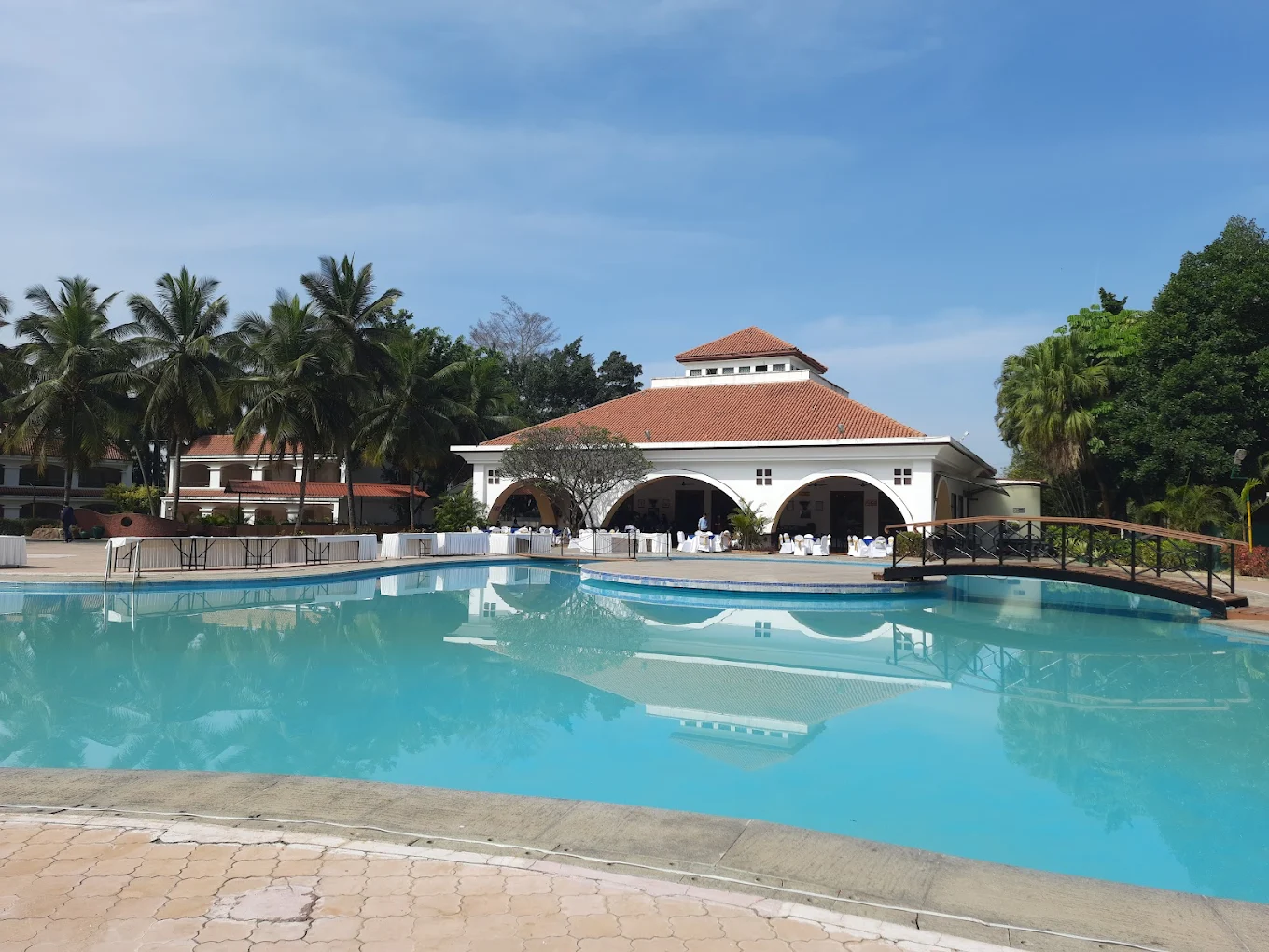 THE GOLDEN PALMS HOTEL & SPA, photo 4 of 11