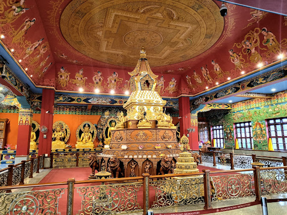 Namdroling Golden Temple Entrance Arch, photo 3 of 8