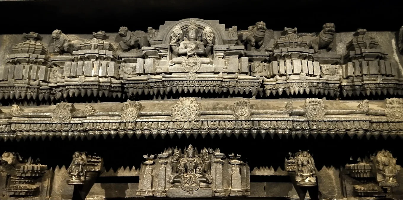 Shri Chennakeshava Swamy Temple (Somanathapura) - UNESCO Heritage site, photo 4 of 8