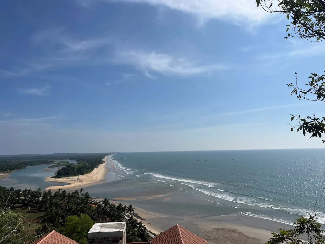 Ottinene Beach Byndoor, photo 1 of 9