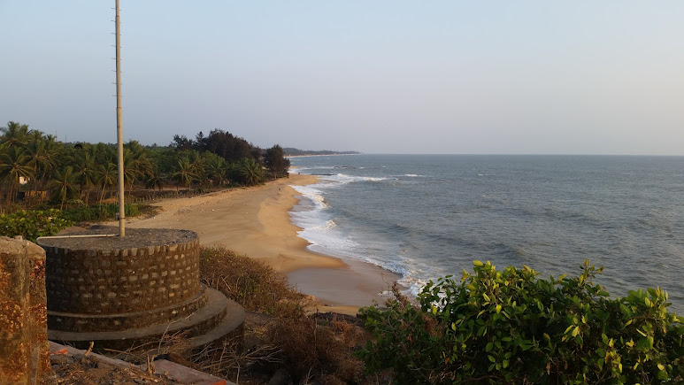 Someshwar Beach, photo 2 of 12