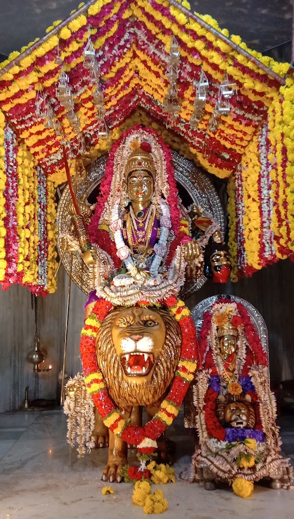 Shri Durga Devi Temple, photo 2 of 8