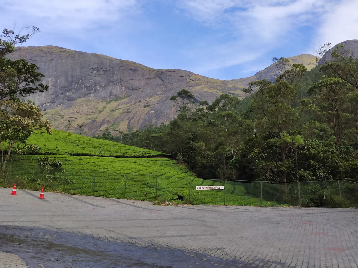 Nayamakad Waterfall, photo 3 of 6