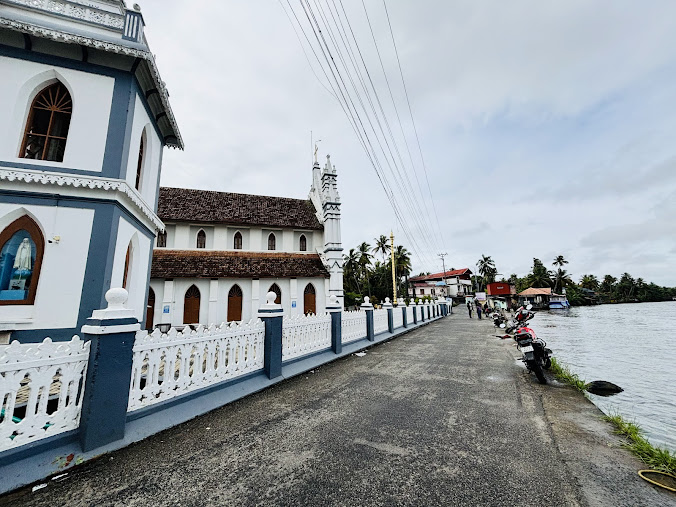 St. Mary's Forane Church (Valiyapally) Pulinkunnu, photo 2 of 9