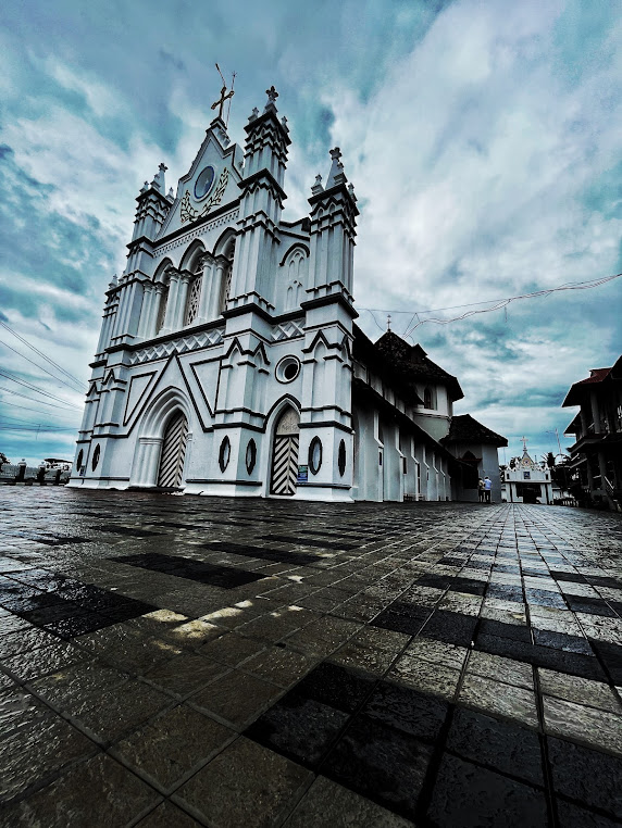 St. Mary's Forane Church (Valiyapally) Pulinkunnu, photo 4 of 9