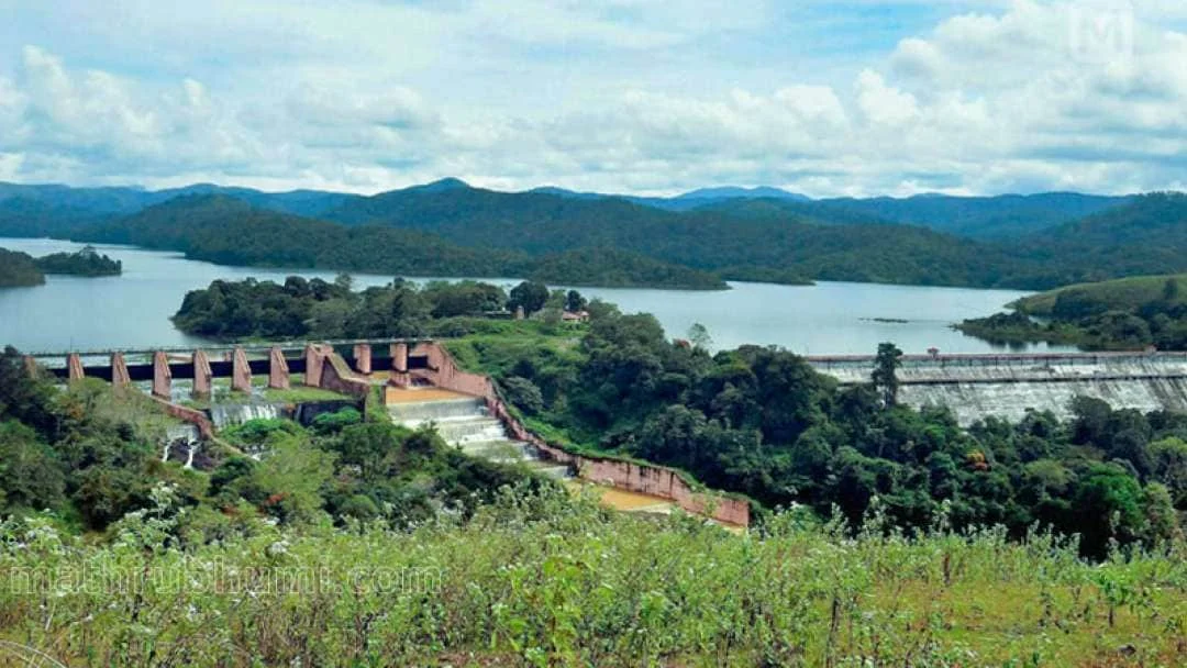 Mullaperiyar Dam, photo 2 of 5