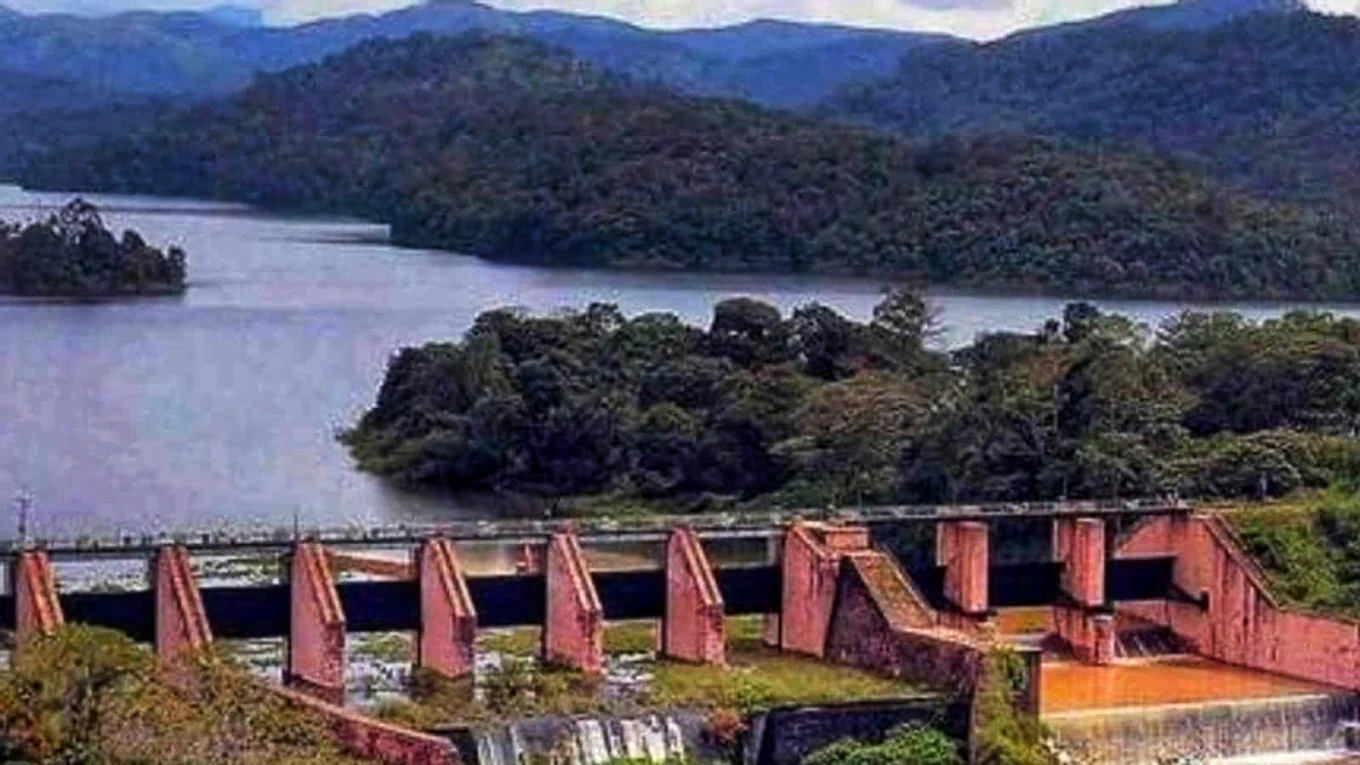 Mullaperiyar Dam, photo 3 of 5