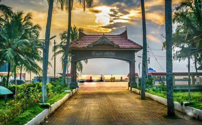 Snehatheeram Beach, photo 1 of 9