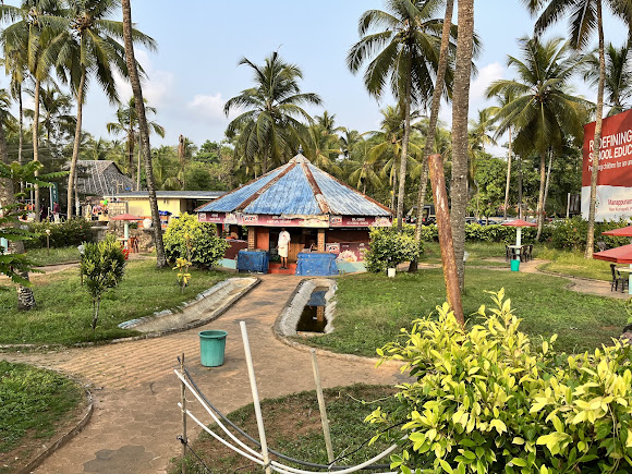 Snehatheeram Beach, photo 4 of 9