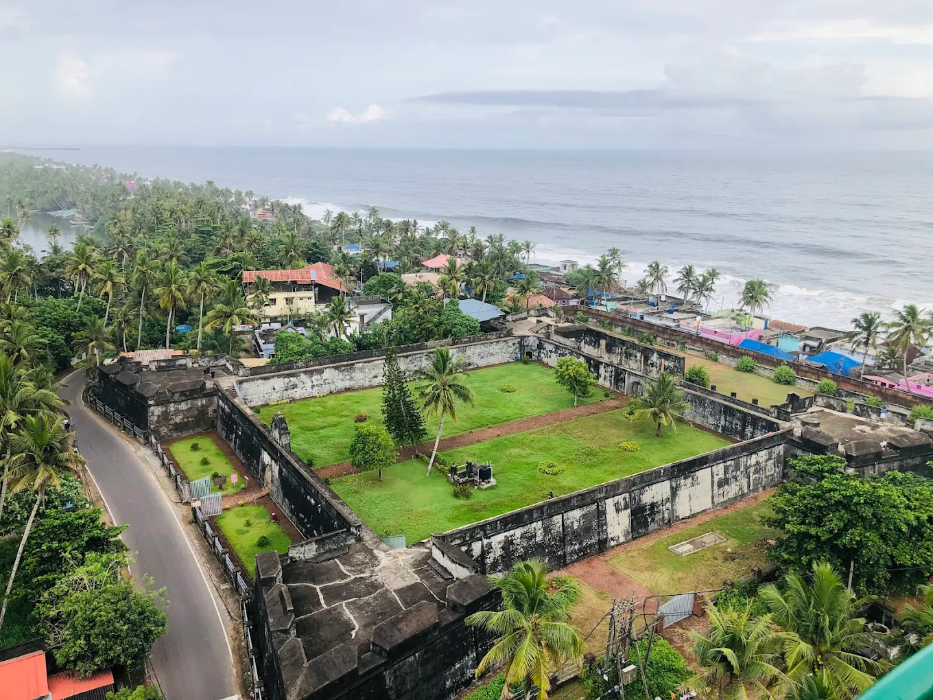 Anjengo Light House, photo 3 of 8