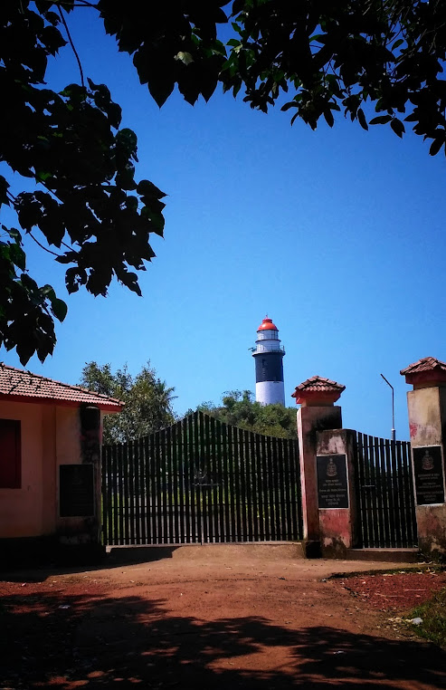 Kadalur Point Lighthouse, photo 2 of 8