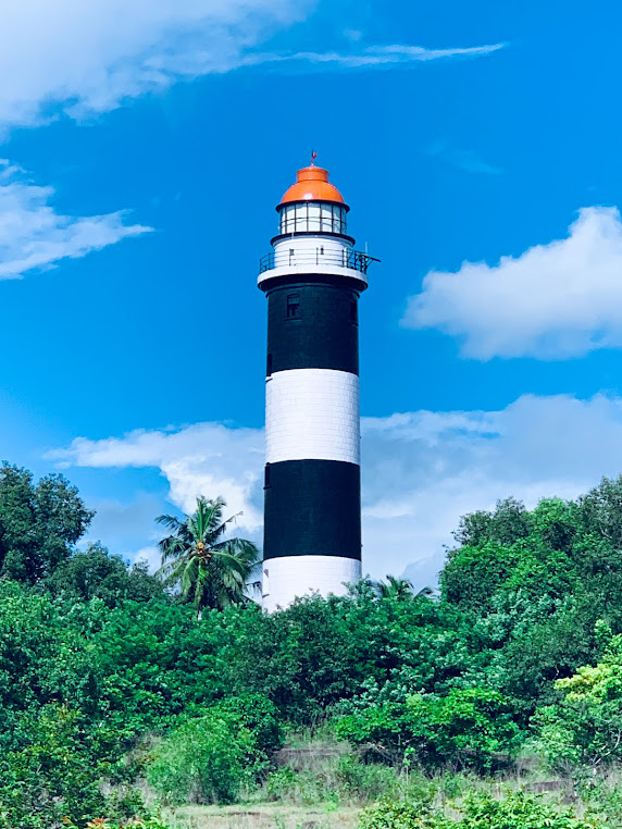 Kadalur Point Lighthouse, photo 4 of 8