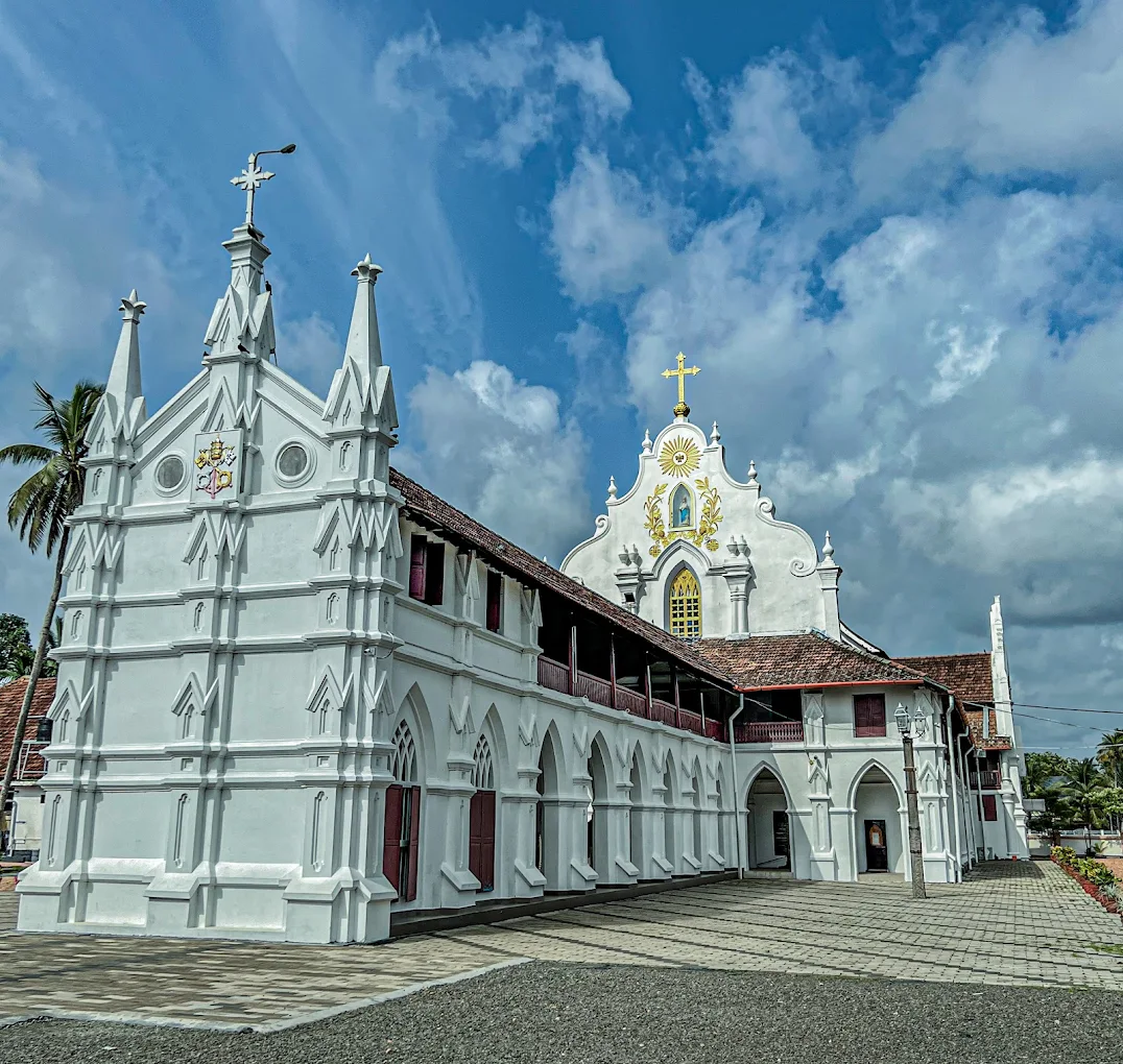 Kalloorkad St. Mary's Basilica, photo 1 of 8