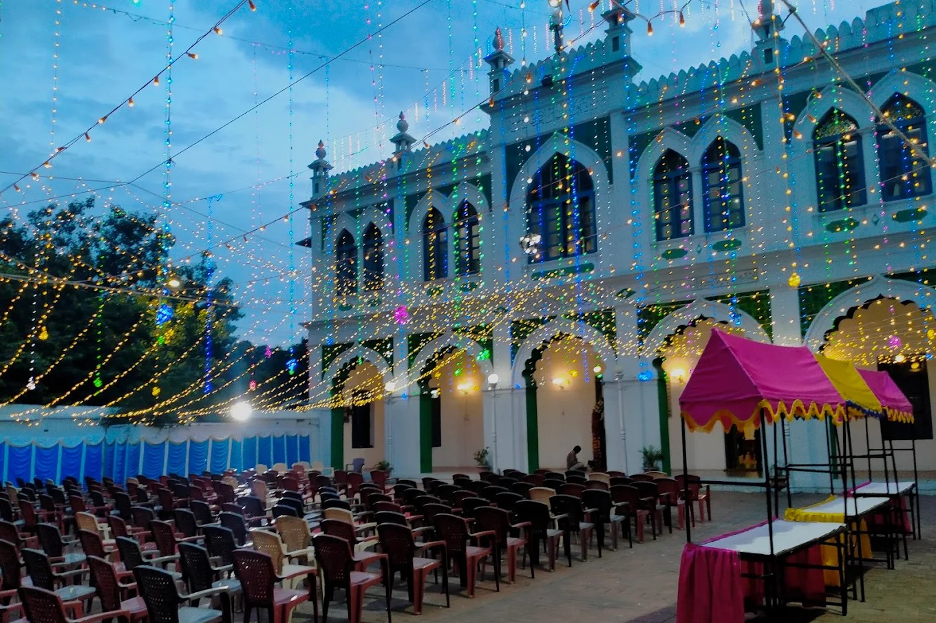 Thousand Lights Shia Mosque, photo 4 of 11