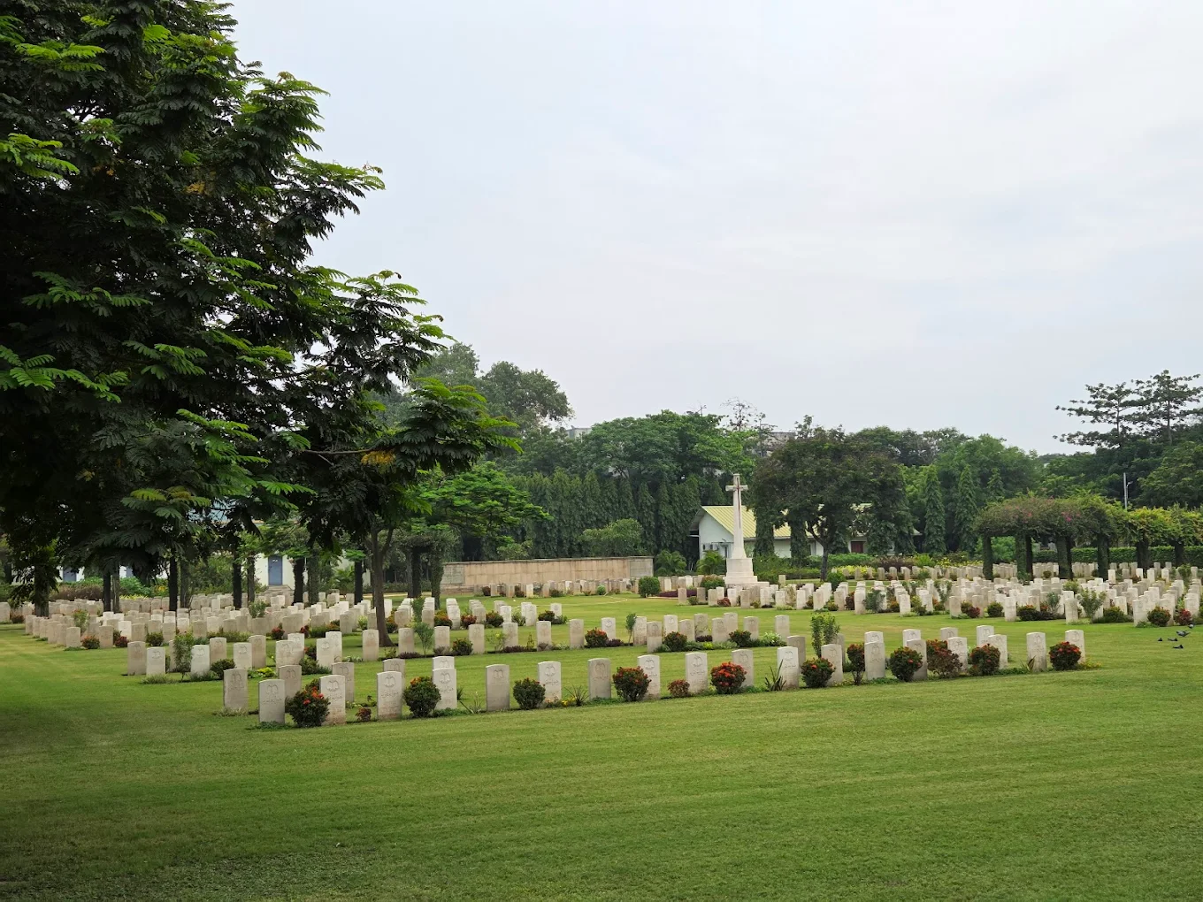 Madras War Cemetery, photo 1 of 8